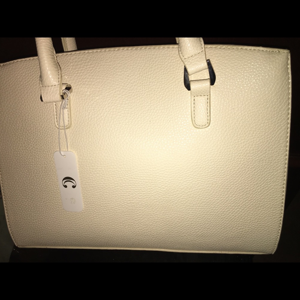 Purse - Picture 2 of 4